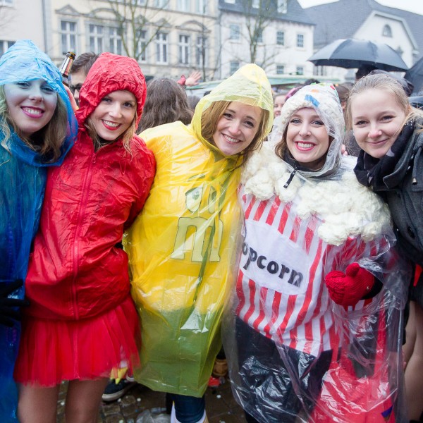 maik-grabosch-altweiber-marktplatz-ratingen-jugendrat-15