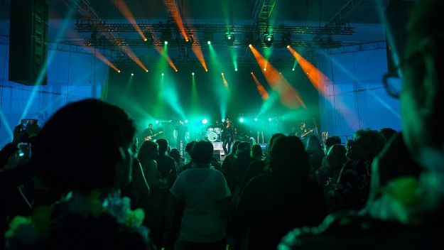 maik-grabosch-deluxe-radioband-1