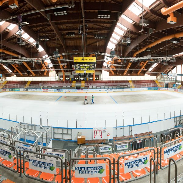 maik-grabosch-eissporthalle-Ratingen-Eisaufbereitung-2016-1