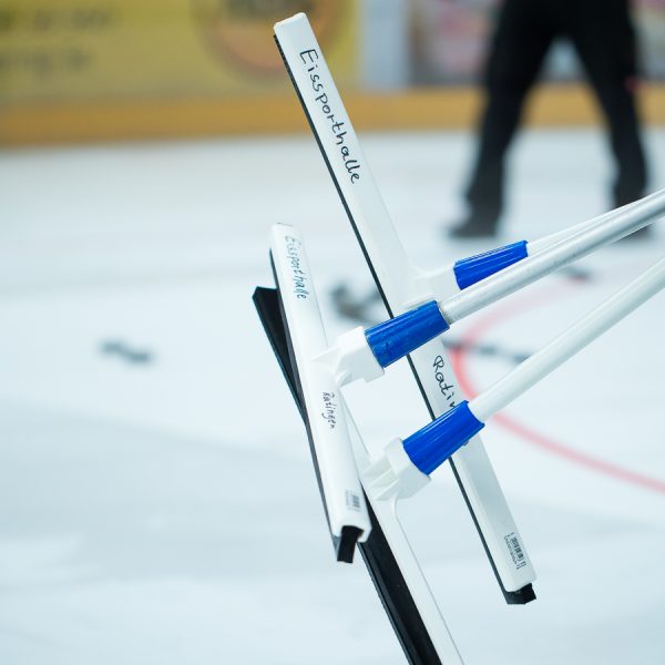 maik-grabosch-eissporthalle-Ratingen-Eisaufbereitung-2016-23