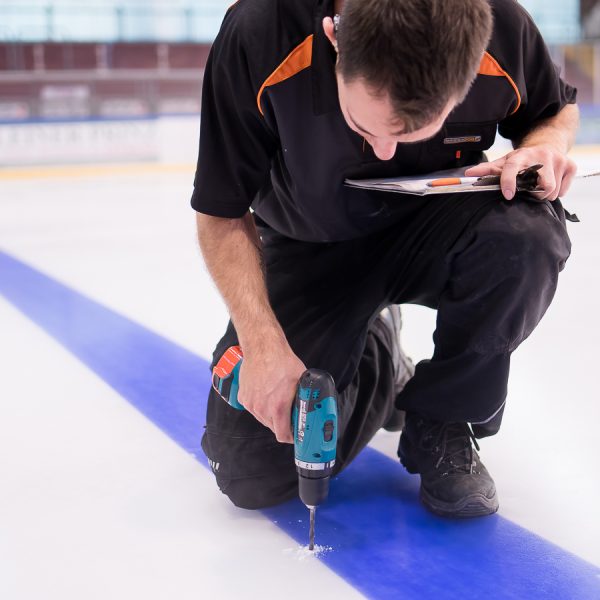 maik-grabosch-eissporthalle-Ratingen-Eisaufbereitung-2016-27