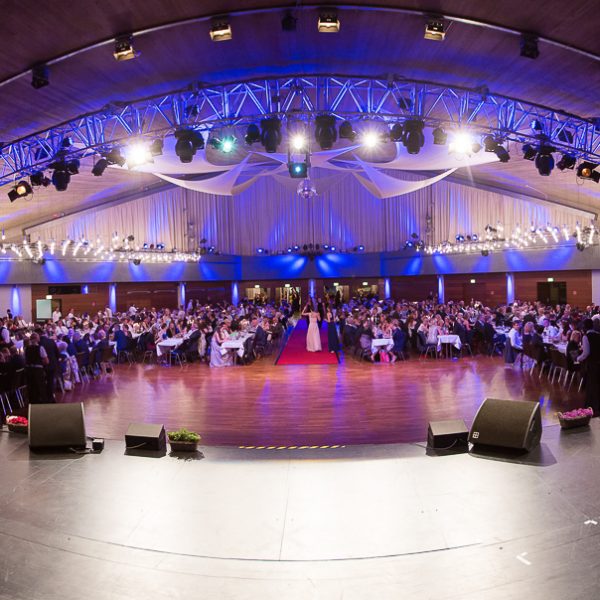 maik-grabosch-creations-abiball-fotograf-ratingen-carl-friedrich-weizsaecker-gymnasium-reportage-5